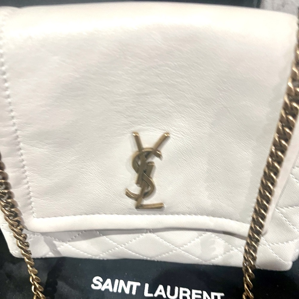 Saint Laurent White Leather Shoulder Bag with Gold Chain